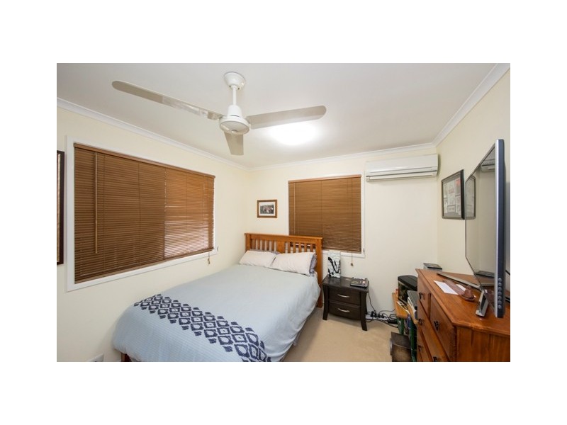 10 Pluto Street, Telina QLD 4680