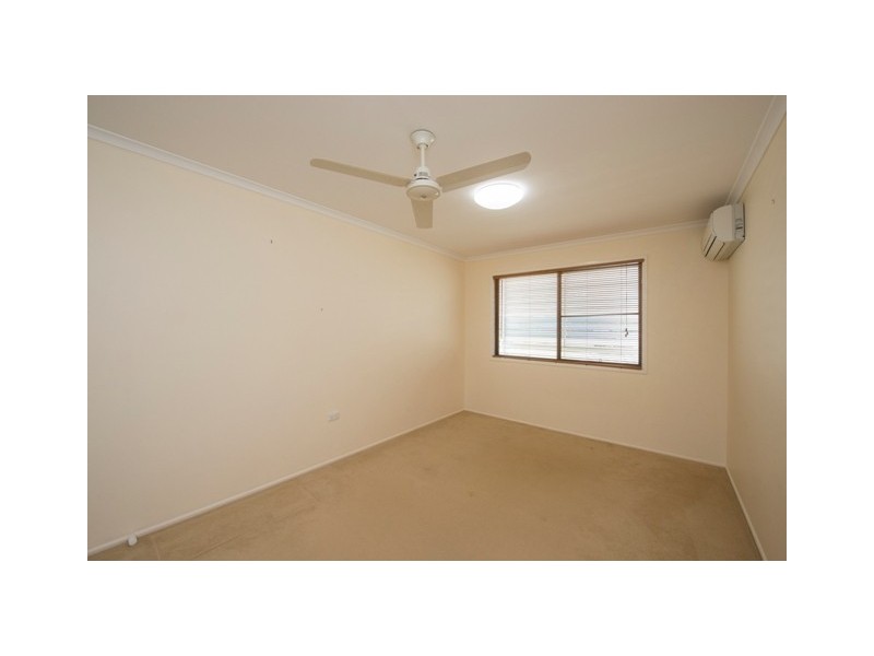 10 Pluto Street, Telina QLD 4680