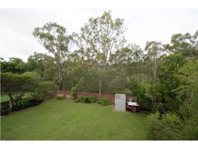 10 Pluto Street, Telina QLD 4680