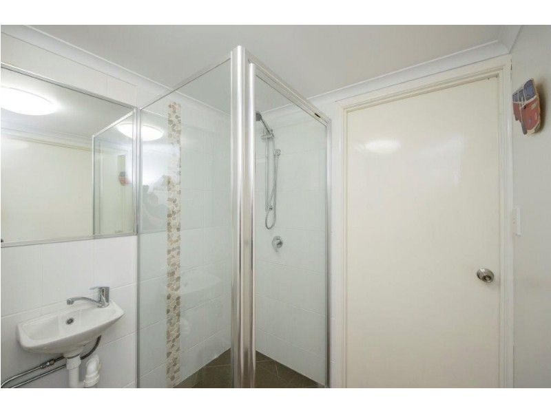 10 Pluto Street, Telina QLD 4680