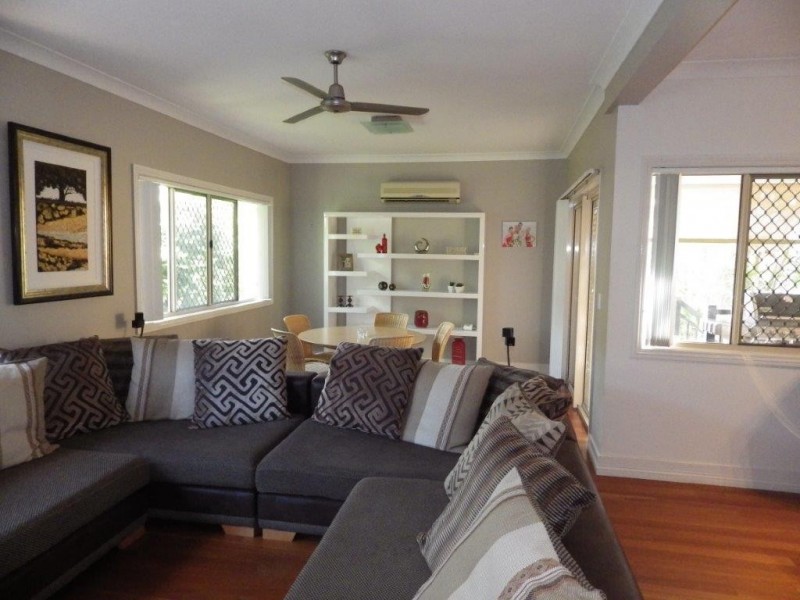 11 Caledon Street, Tannum Sands QLD 4680