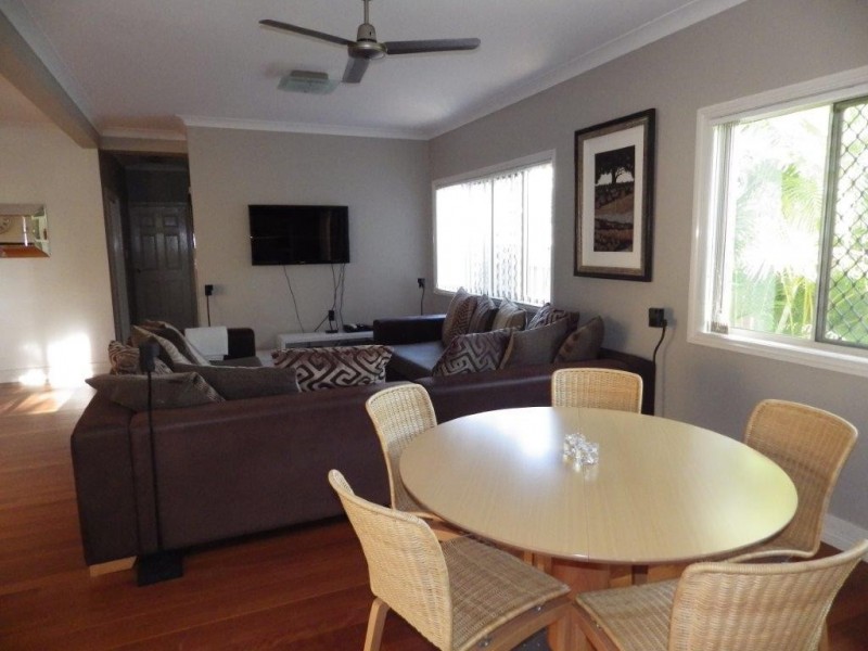 11 Caledon Street, Tannum Sands QLD 4680