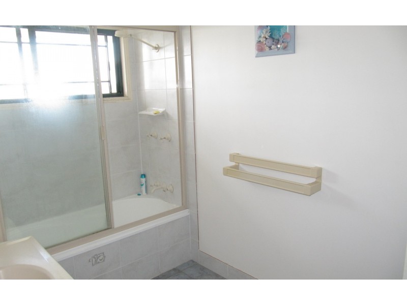 Unit 1 – 11 Rollo St., Gladstone QLD 4680