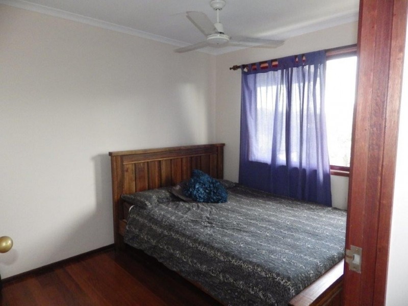 5 Chapple Court, Boyne Island QLD 4680