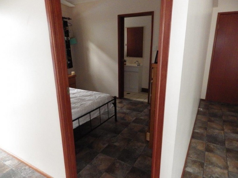 5 Chapple Court, Boyne Island QLD 4680