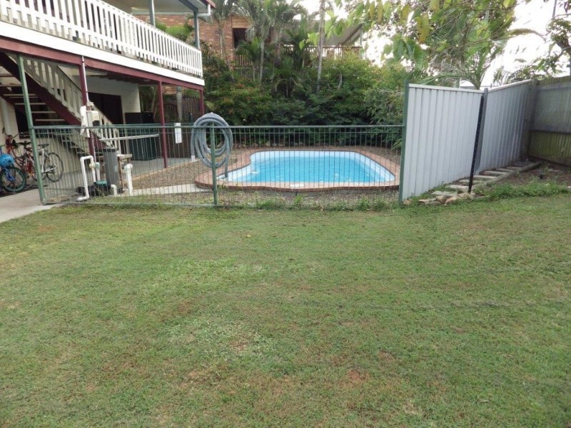 5 Chapple Court, Boyne Island QLD 4680