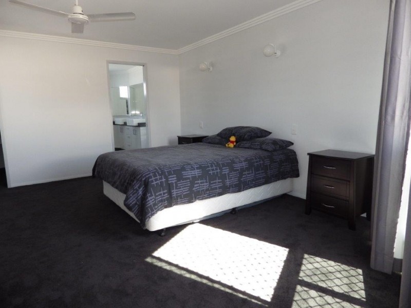 40 Bauhinia Street, Boyne Island QLD 4680