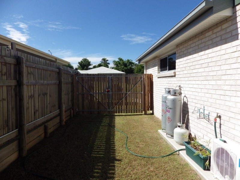 40 Bauhinia Street, Boyne Island QLD 4680
