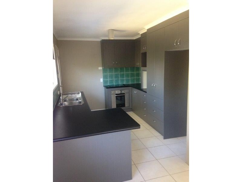 15 Javelin Street, Toolooa QLD 4680