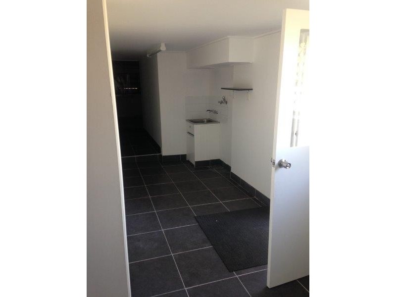 15 Javelin Street, Toolooa QLD 4680