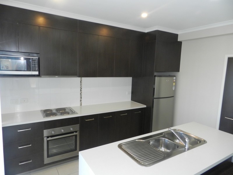 11/9 Cockatoo Drive, New Auckland QLD 4680