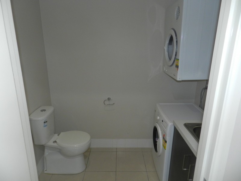 11/9 Cockatoo Drive, New Auckland QLD 4680