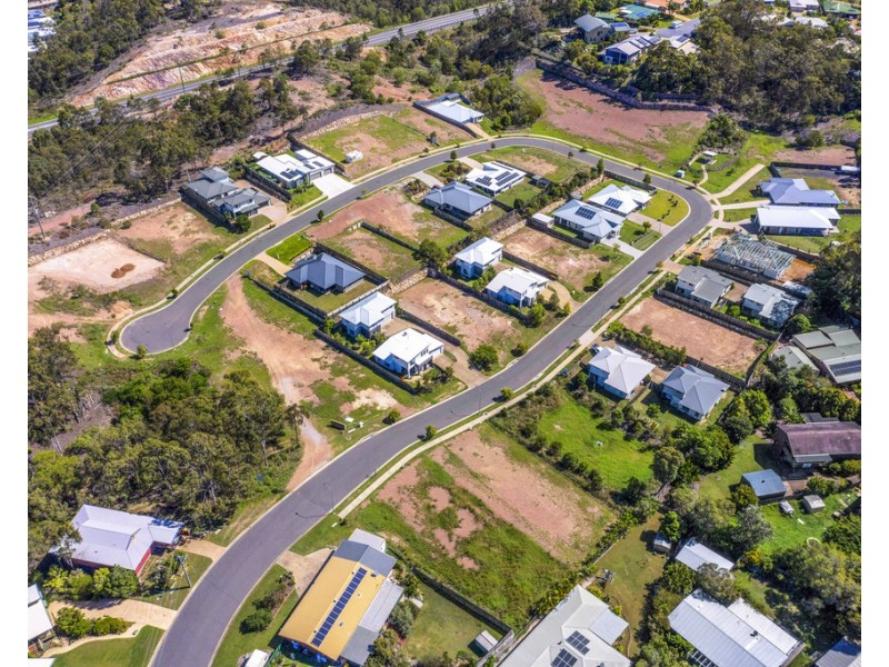 - Sanctuary Hill Private Estate, Clinton QLD 4680