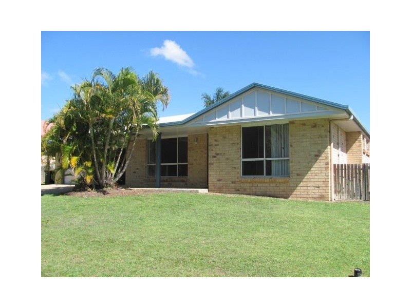 93 The Oaks Road, Tannum Sands QLD 4680