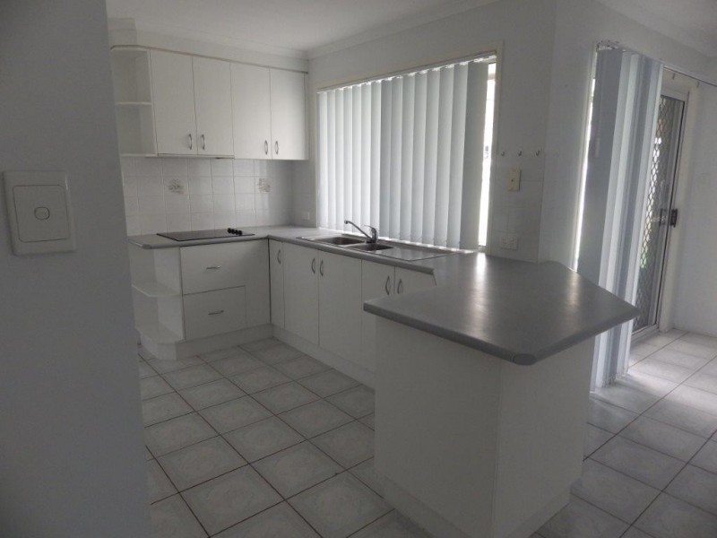 93 The Oaks Road, Tannum Sands QLD 4680