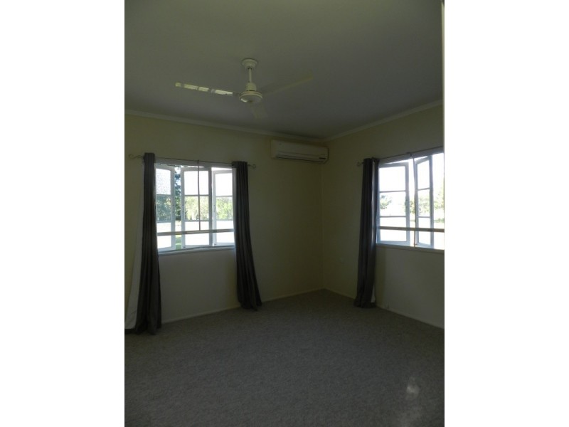 9 Railway Terrace, Ubobo QLD 4680