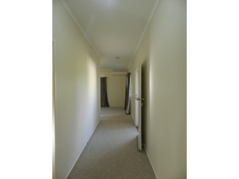 9 Railway Terrace, Ubobo QLD 4680