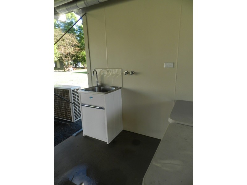 9 Railway Terrace, Ubobo QLD 4680