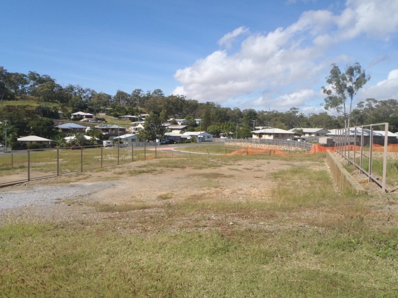 - Toolooa Central, Toolooa QLD 4680