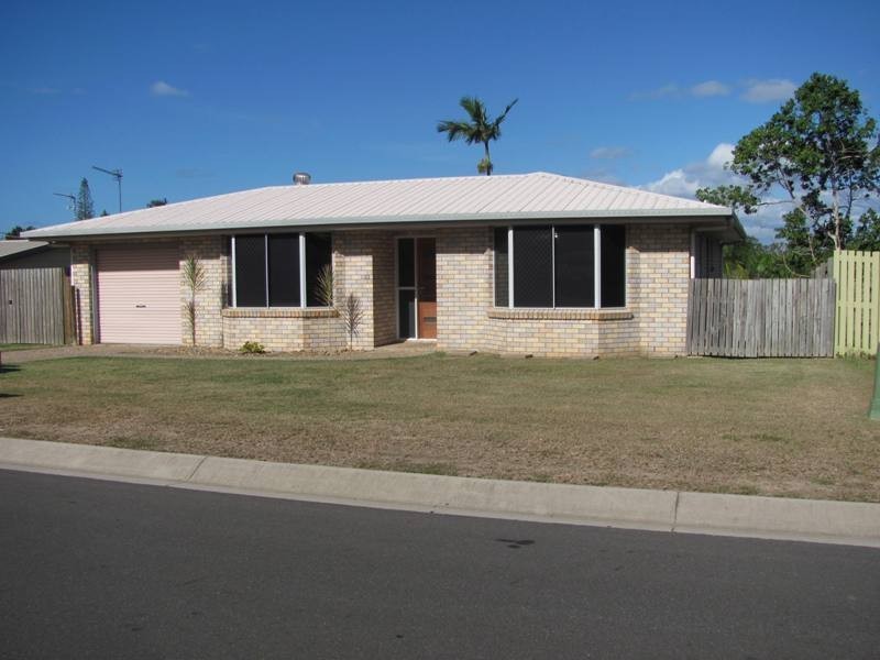 33 Brin Street, Boyne Island QLD 4680