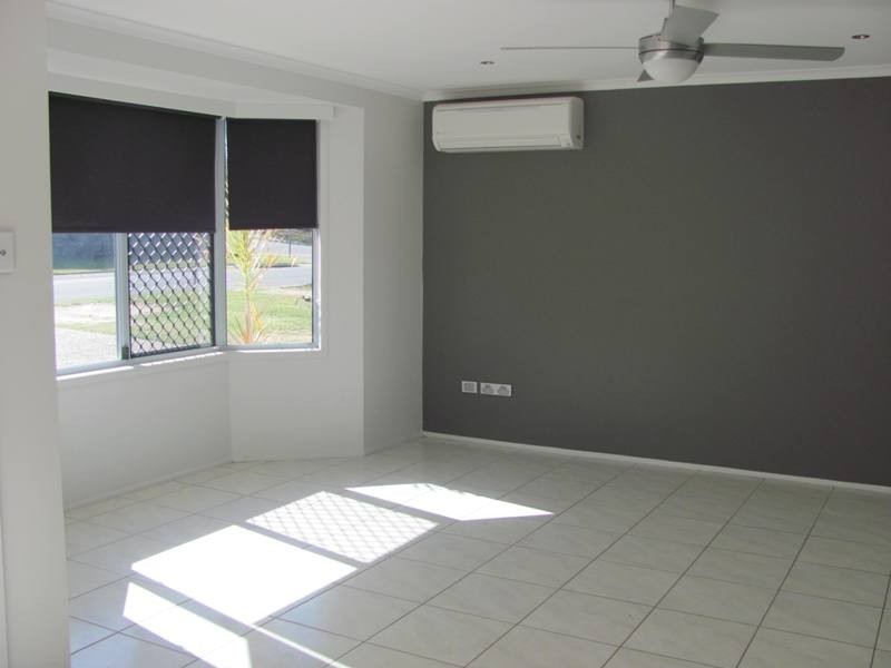 33 Brin Street, Boyne Island QLD 4680