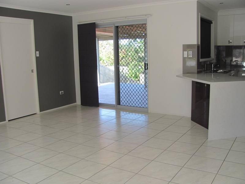 33 Brin Street, Boyne Island QLD 4680