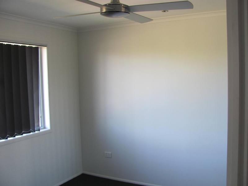 33 Brin Street, Boyne Island QLD 4680