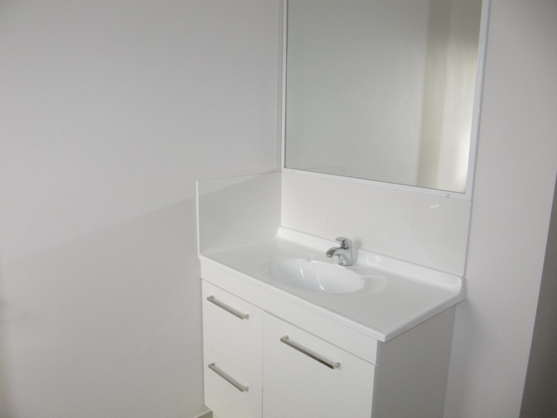 Units 1-4 / 63 Barney St.,, Barney Point QLD 4680