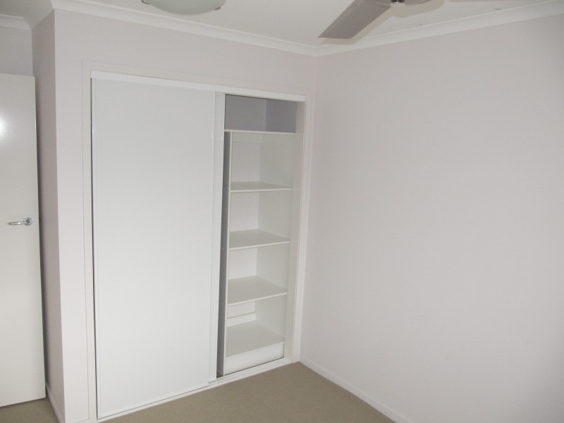 Units 1-4 / 63 Barney St.,, Barney Point QLD 4680