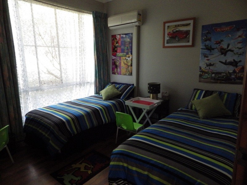 6 Helen Crescent, Wurdong Heights QLD 4680