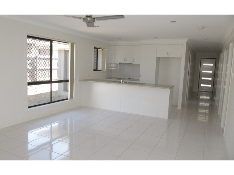 68 Victoria Ave, Glen Eden QLD 4680