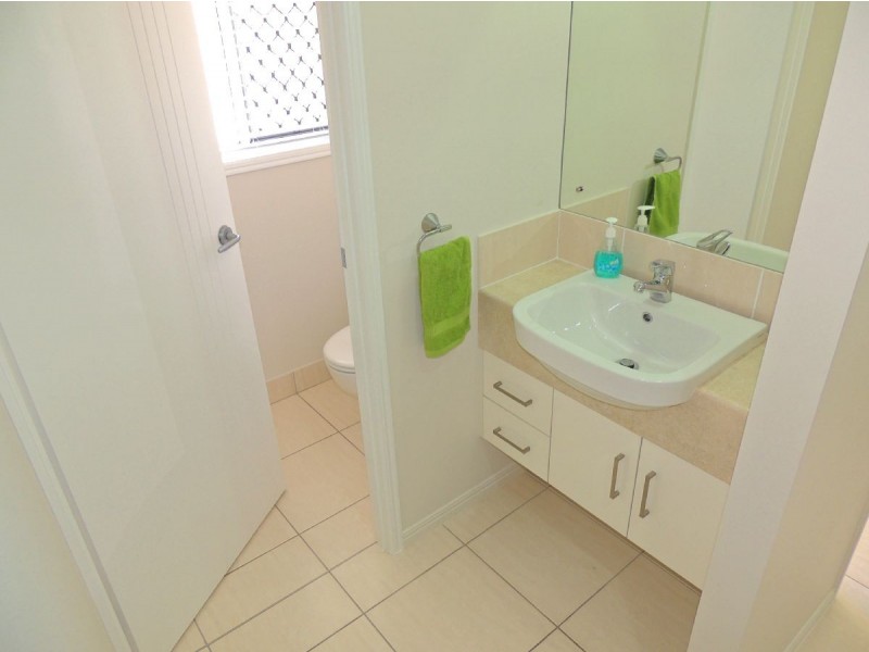 22 Daintree Boulevard, New Auckland QLD 4680