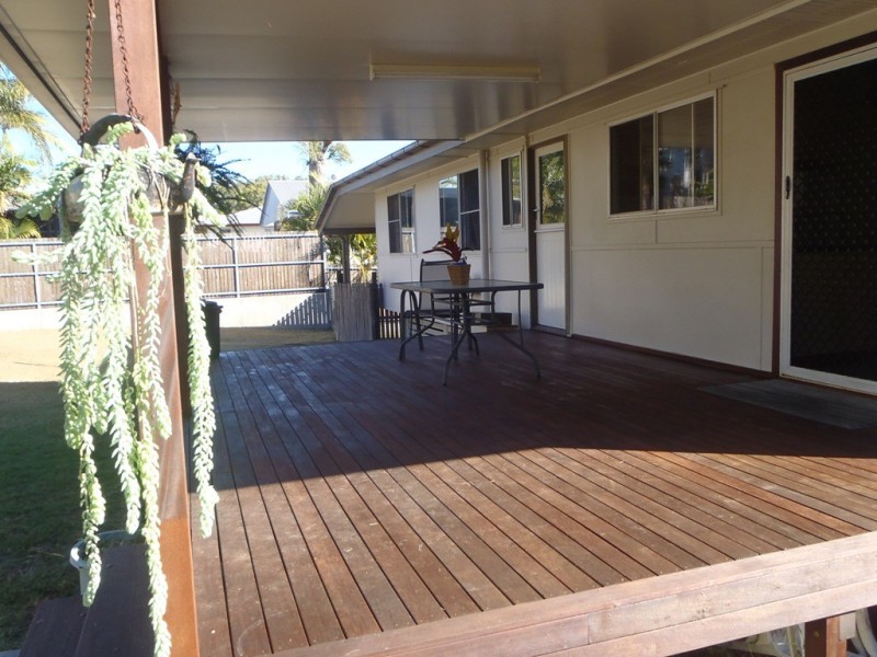 4 Wilkins Street, West Gladstone QLD 4680