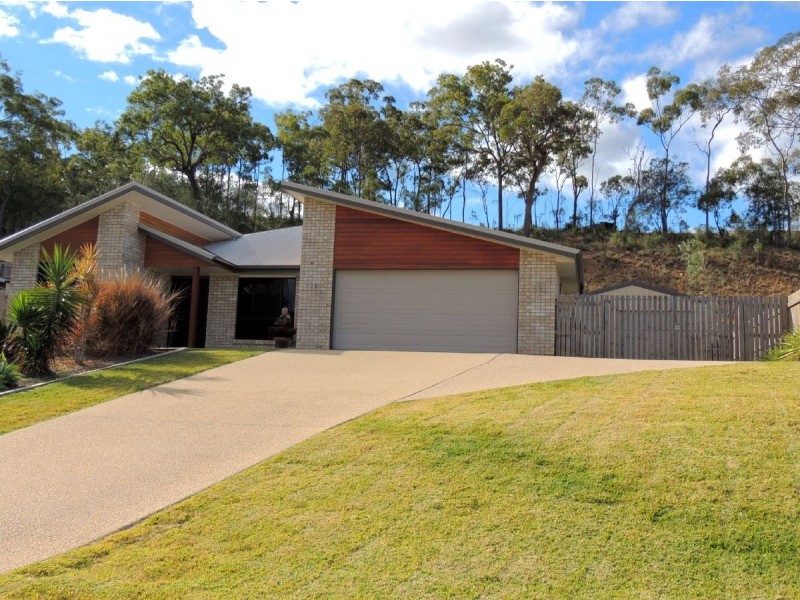 22 Spence Court, Kirkwood QLD 4680