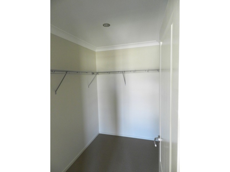 10 Fremont Street, Calliope QLD 4680