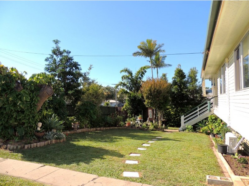 8 Marlin Street, Toolooa QLD 4680