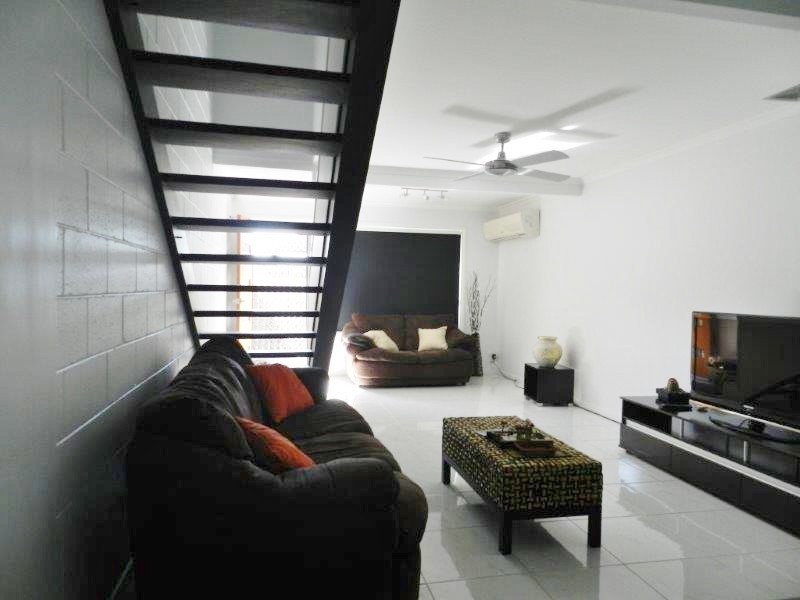 4/259 Auckland Street, South Gladstone QLD 4680