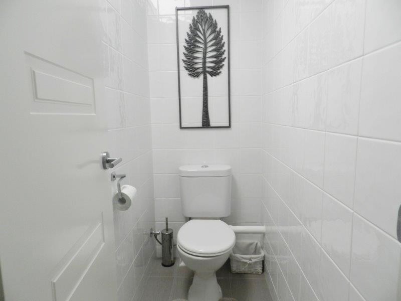 4/259 Auckland Street, South Gladstone QLD 4680