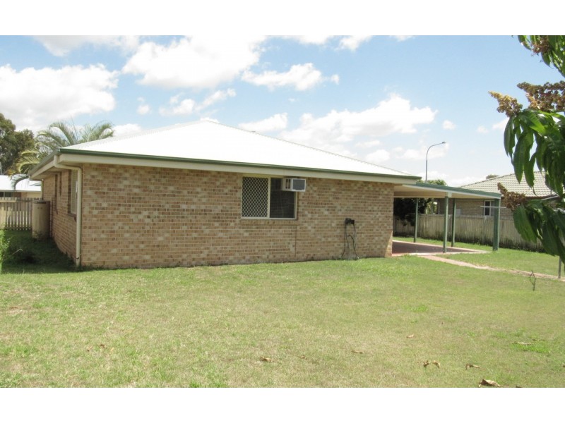 56 Witney Street, Telina QLD 4680