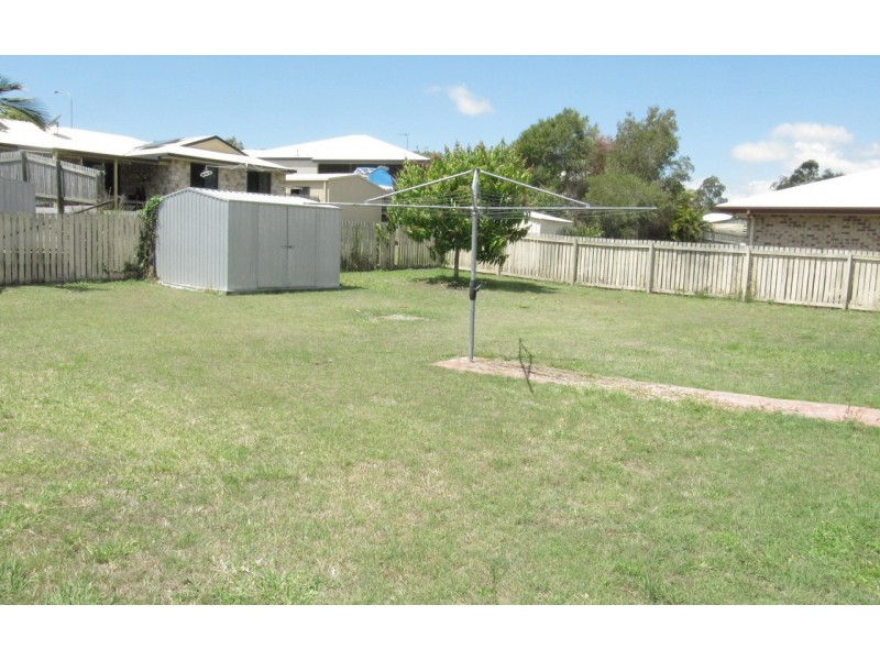 56 Witney Street, Telina QLD 4680
