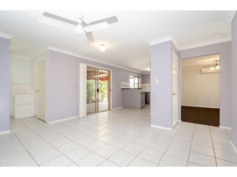 25 Ellington Street, New Auckland QLD 4680