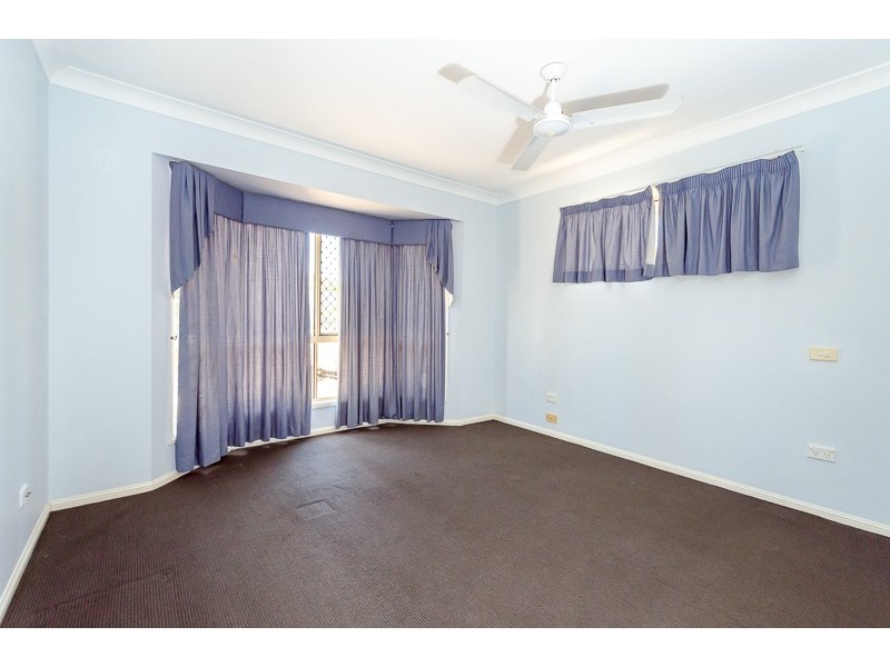 25 Ellington Street, New Auckland QLD 4680