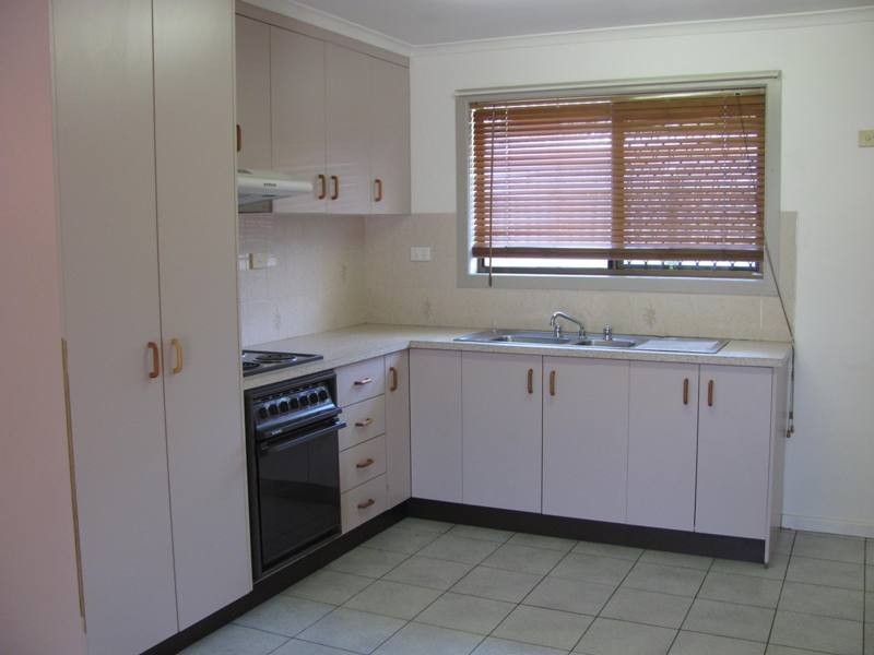 1/33 Centenary Drive, Boyne Island QLD 4680