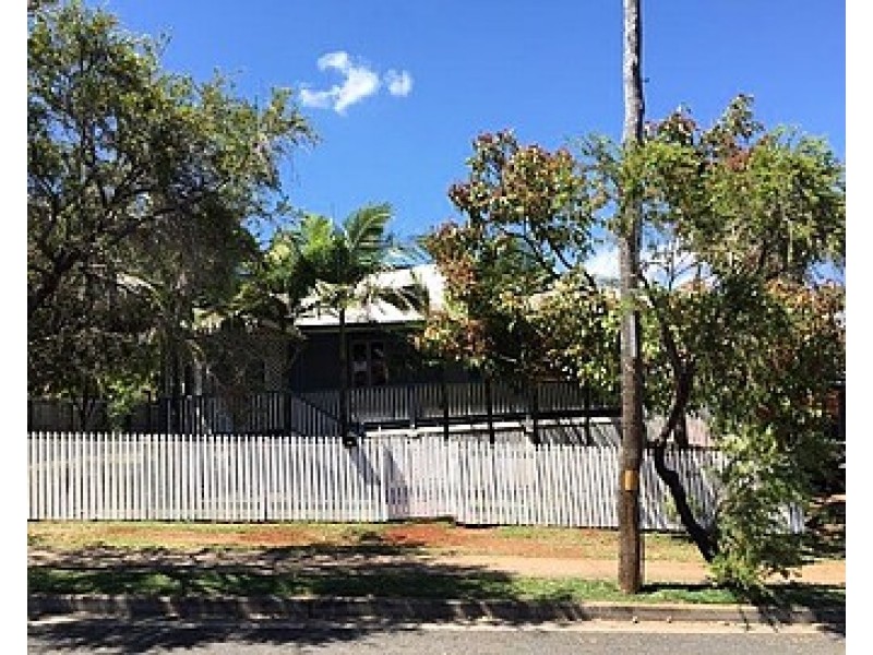 35 Roseberry Street, Gladstone QLD 4680