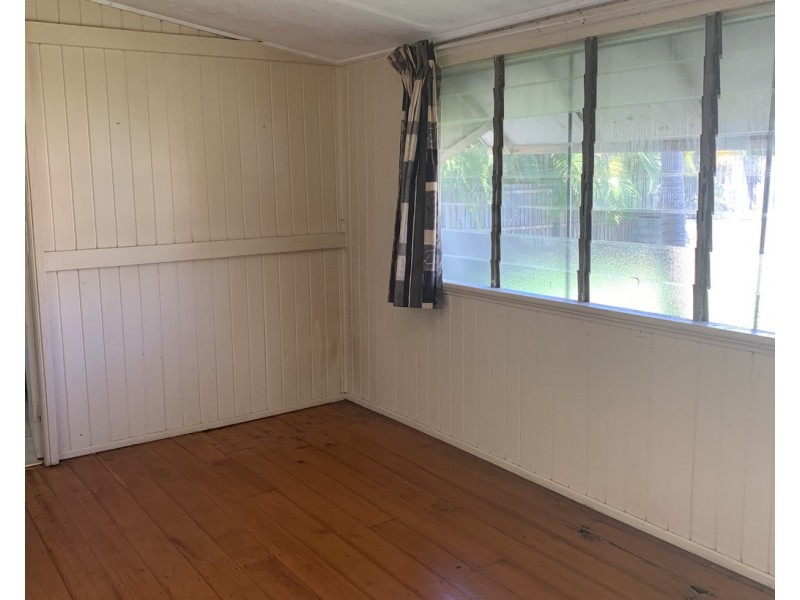35 Roseberry Street, Gladstone QLD 4680