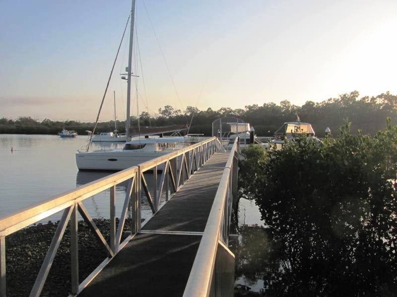 10 Wyndham Avenue, Boyne Island QLD 4680