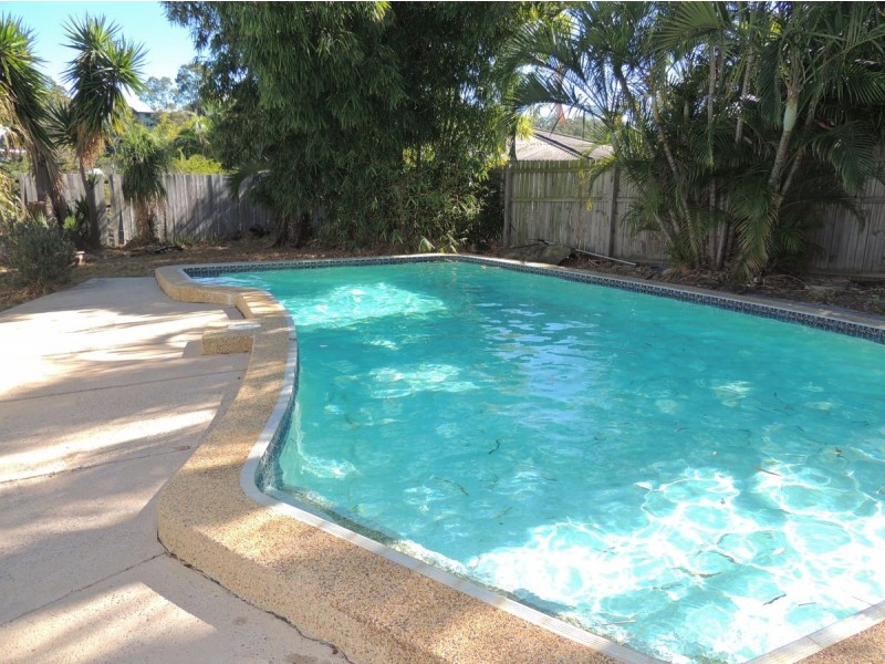 7 Allunga Drive, Glen Eden QLD 4680