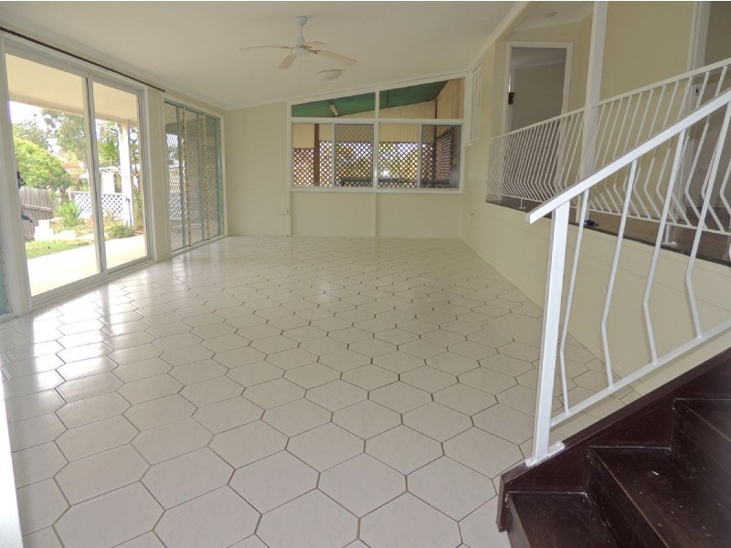 7 Allunga Drive, Glen Eden QLD 4680