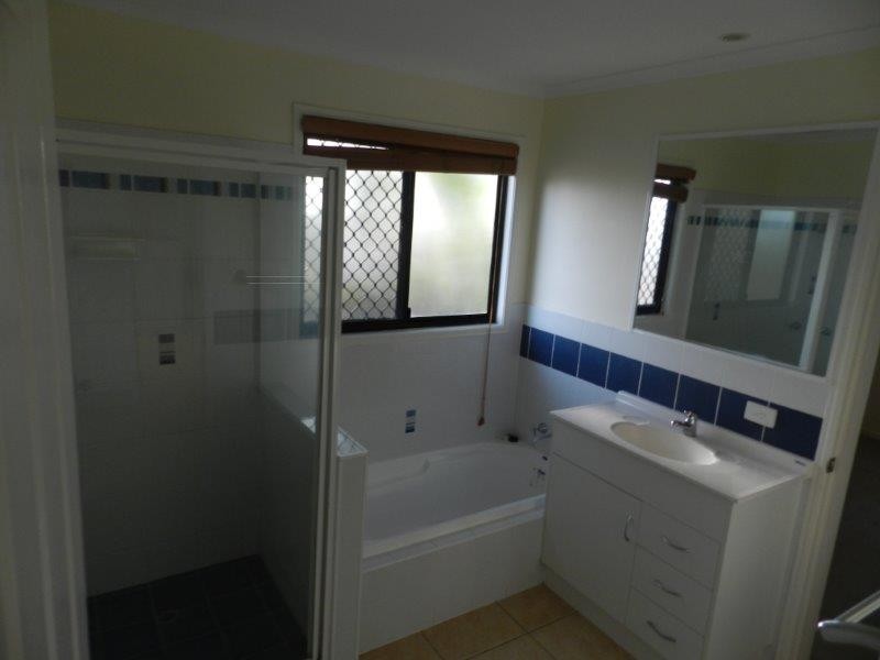 7 Walnut Street, New Auckland QLD 4680