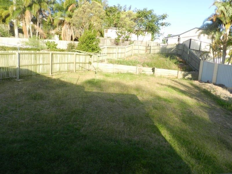 7 Walnut Street, New Auckland QLD 4680